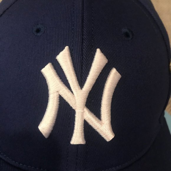 Gucci New York Yankees Baseball Cap Butterfly Emb